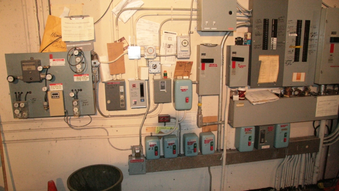 Controls and Electrical Panels before Retrofit